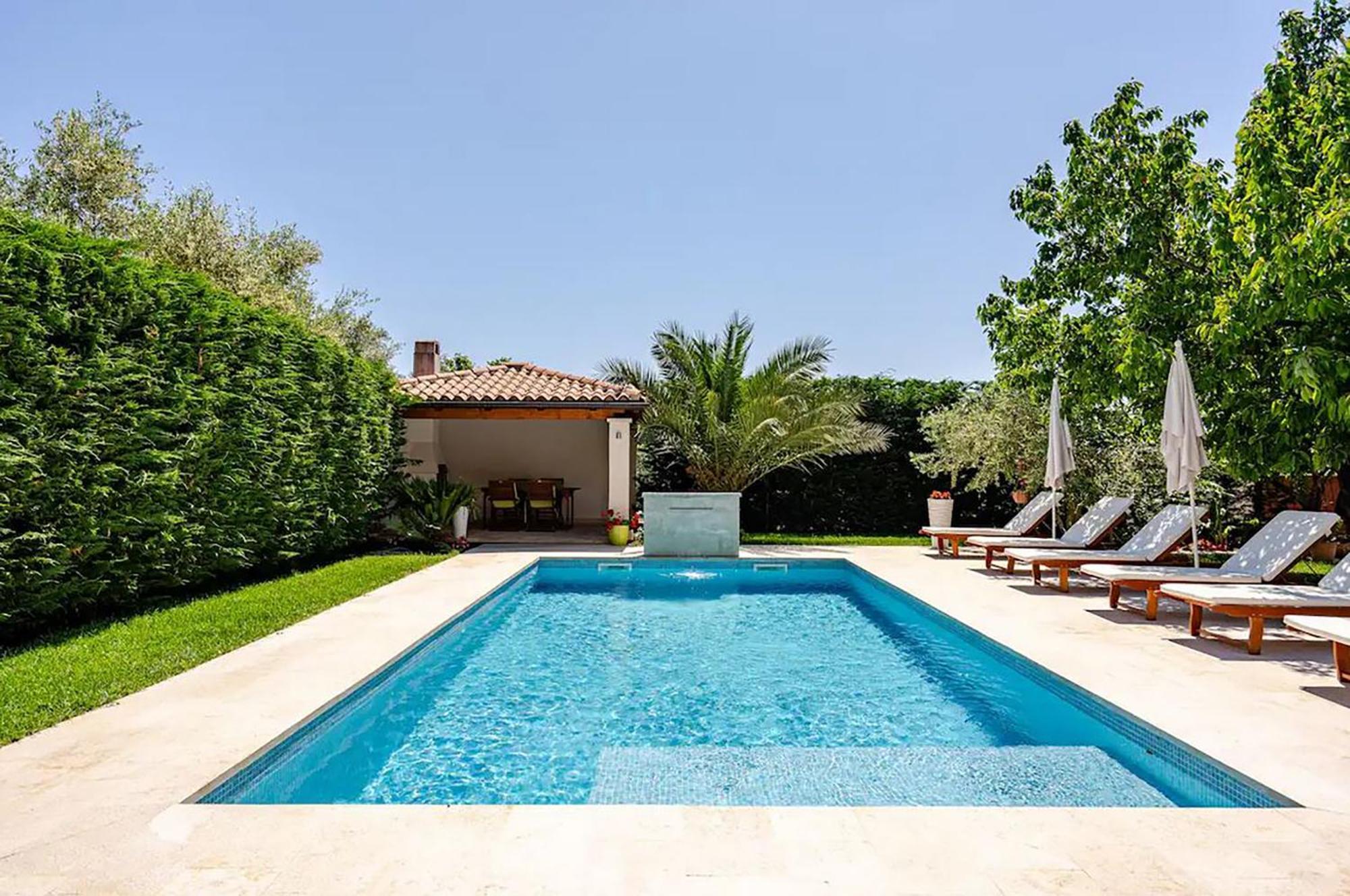 Apartments Maras Porec Bagian luar foto